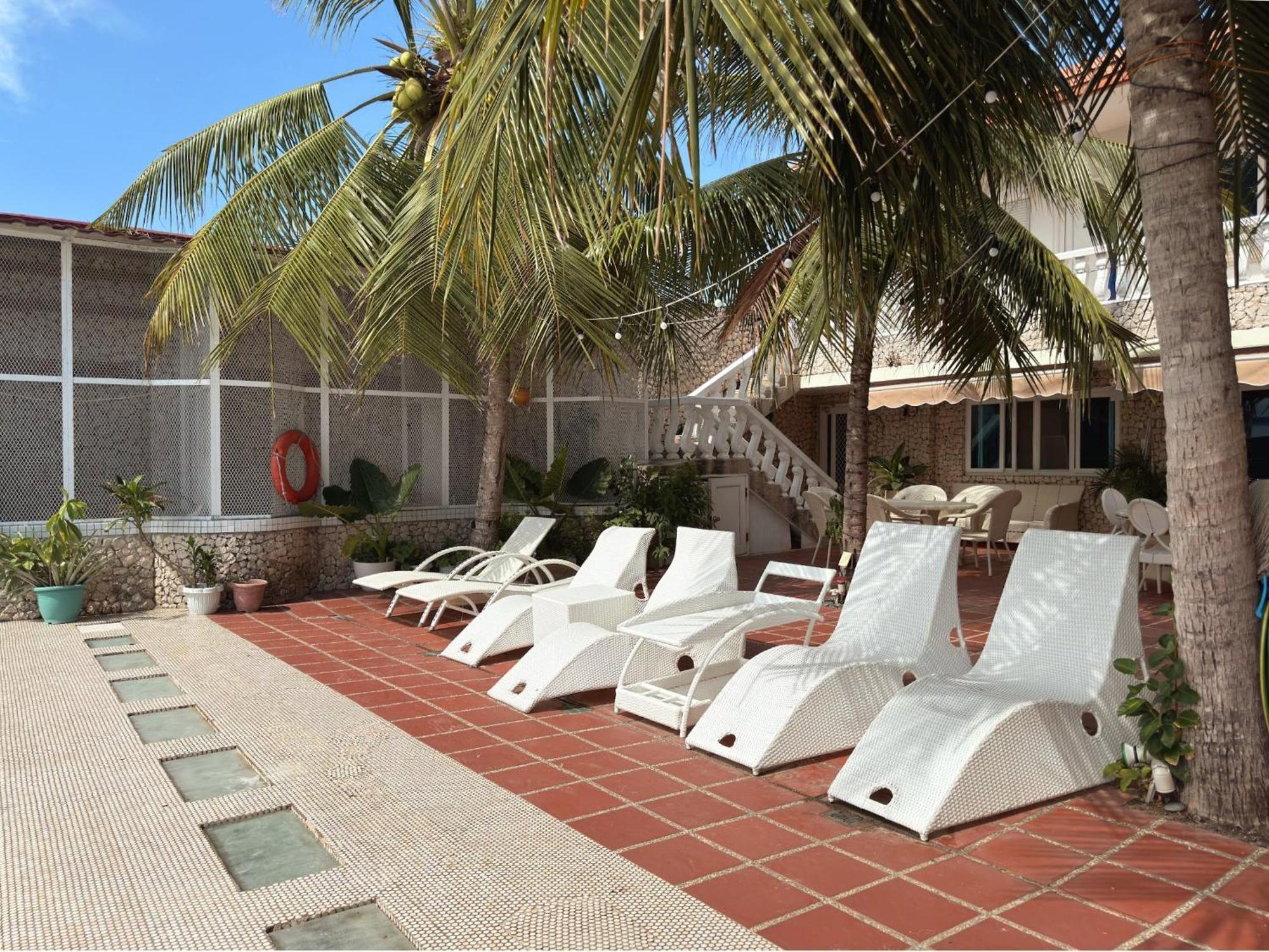 Sunset Beach Resort Moalboal Exteriör bild